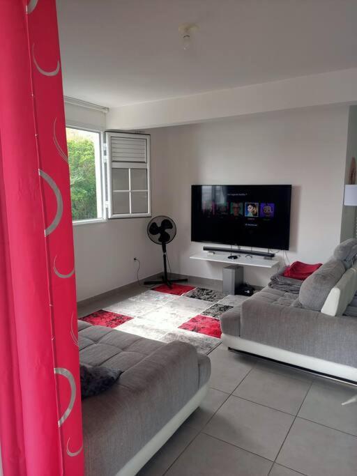 A 10Min De La Plage, Agreable Appartement Lumineux Le Robert Eksteriør bilde