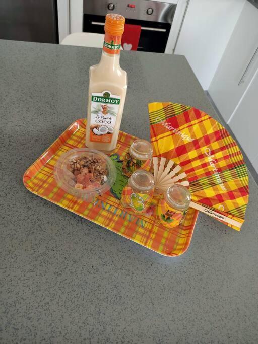 A 10Min De La Plage, Agreable Appartement Lumineux Le Robert Eksteriør bilde